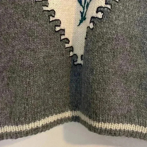 Stunning Wool Vest! - Picture 11 of 11